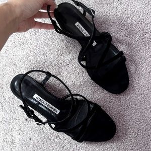 Manolo Blahnik Black sandal IT size 35.5
